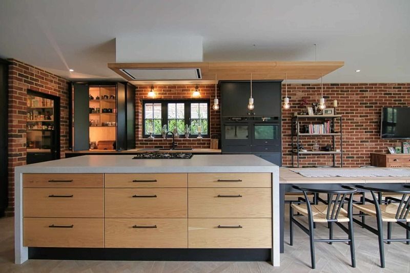 Revamp your home with chic modern kitchen cabinets