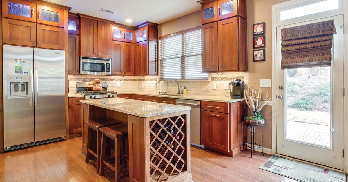 Engineered Wood Kitchen Cabinets