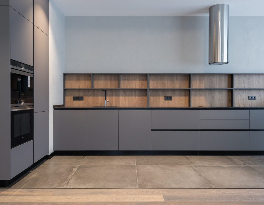 Modern Kitchen Cabinet Mississauga design featuring a large center island and luxury finishes for 2025 renovation